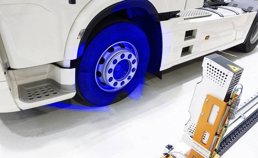 X-3DSURFACE: OPTIMIERUNG UND FLEXIBILISIERUNG DER FAHRWERKGEOMETRIEMESSUNG BEI NUTZFAHRZEUGEN